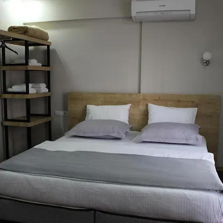 Mojo Hotel